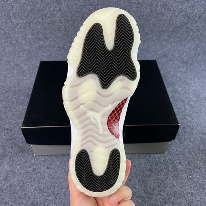 AJ11 Retro Low 72-10