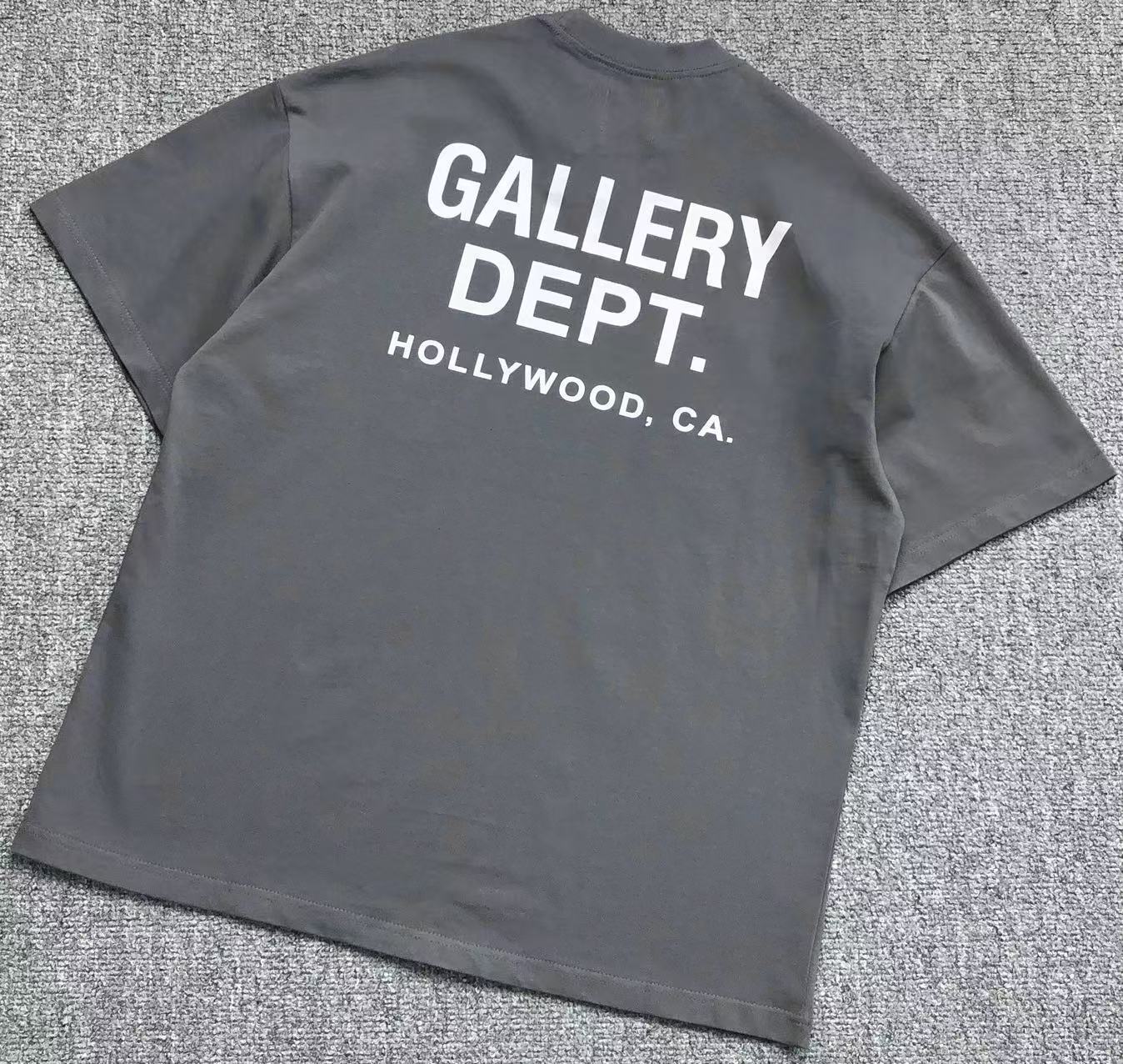 T-shirt GALLERY DEPT