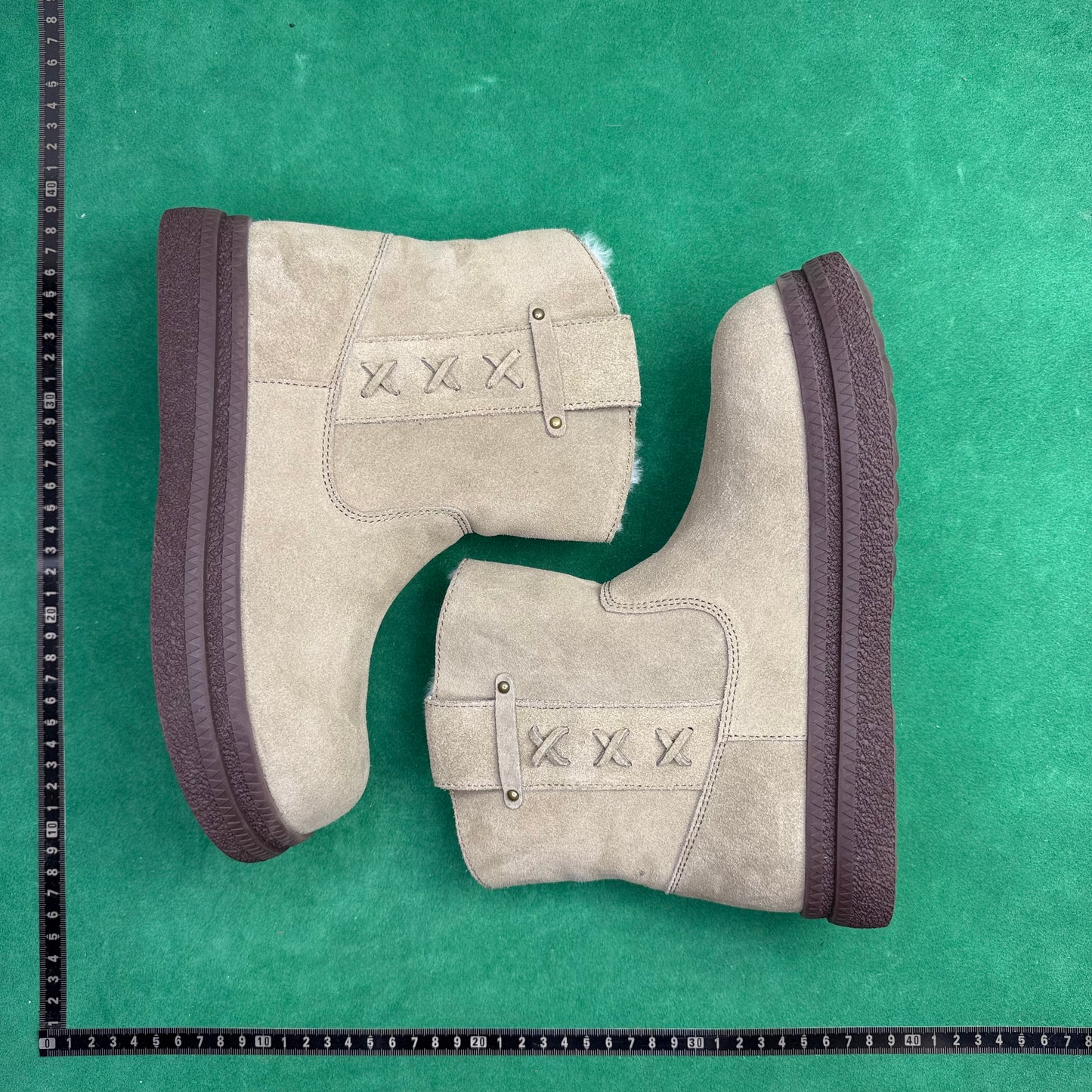 TT UGG