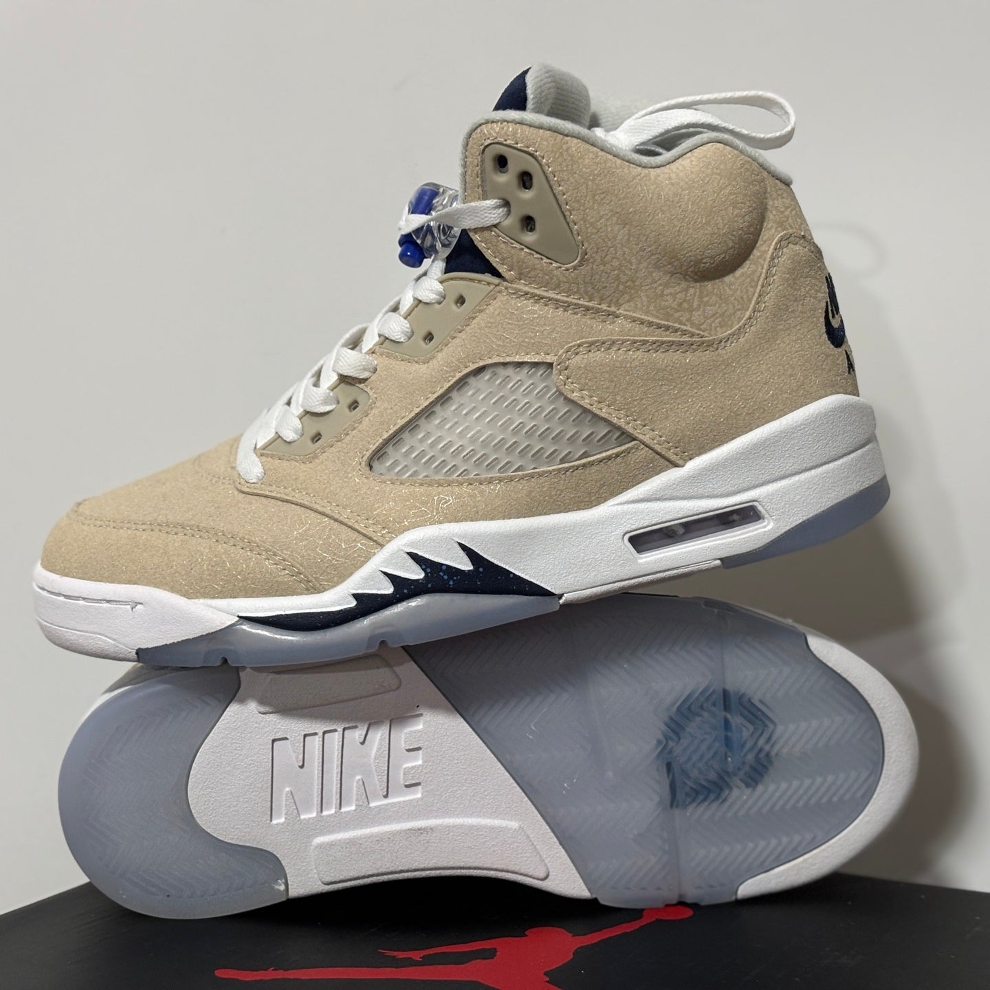 AJ 5 Retro Georgetown Sample