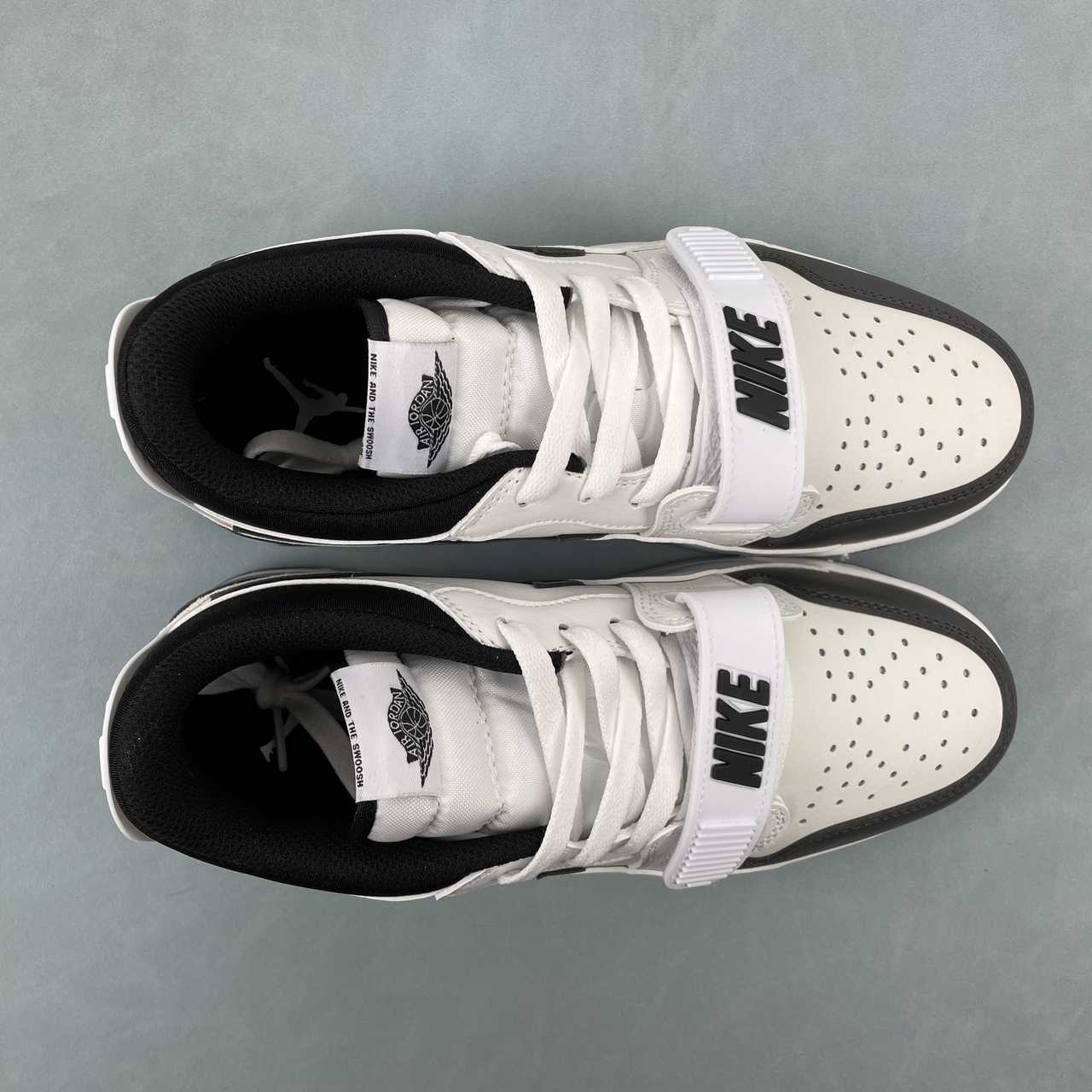 Legacy 312 Pure Black and White