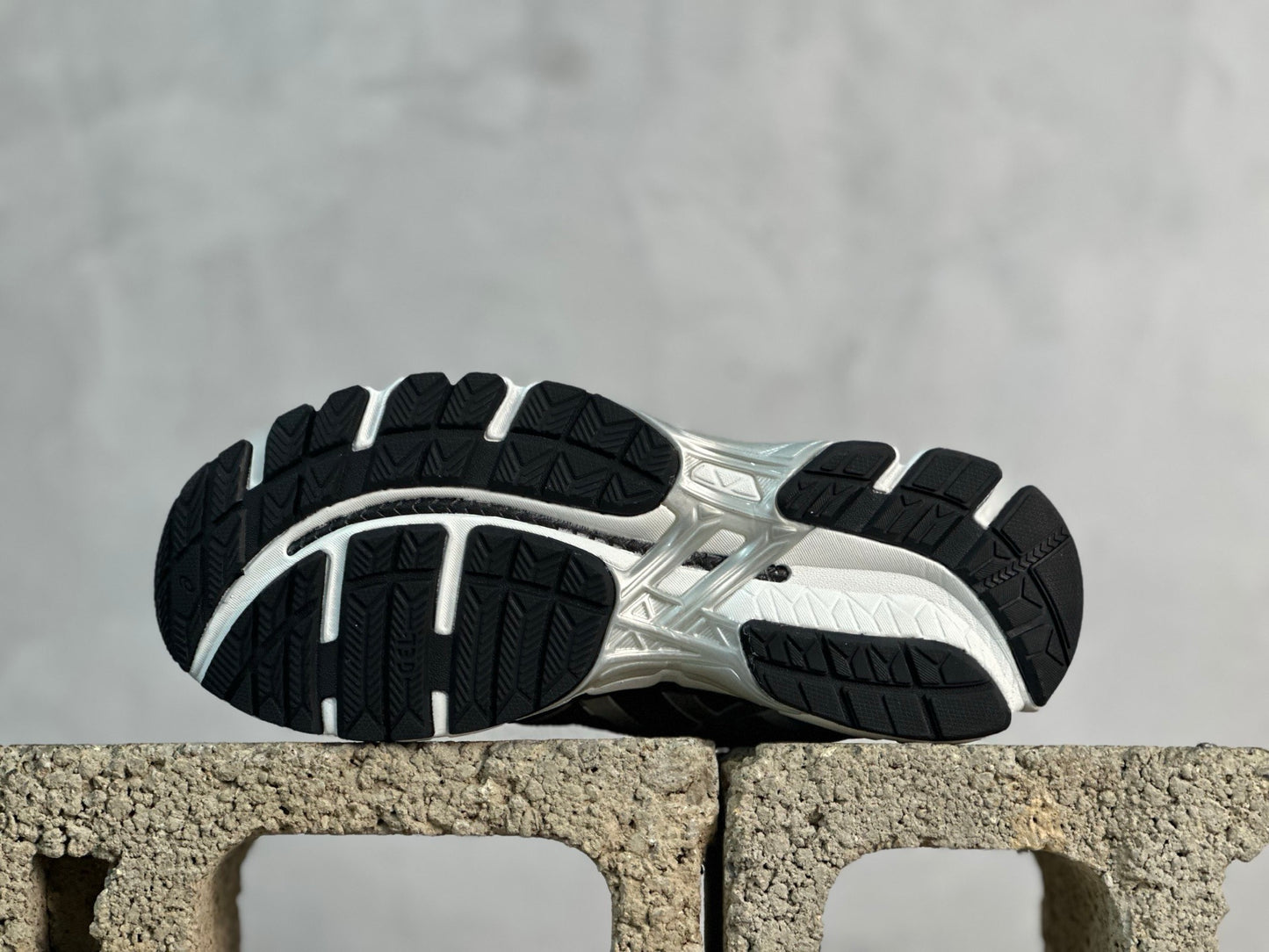 Gel-Kayano 20 Black/Blue
