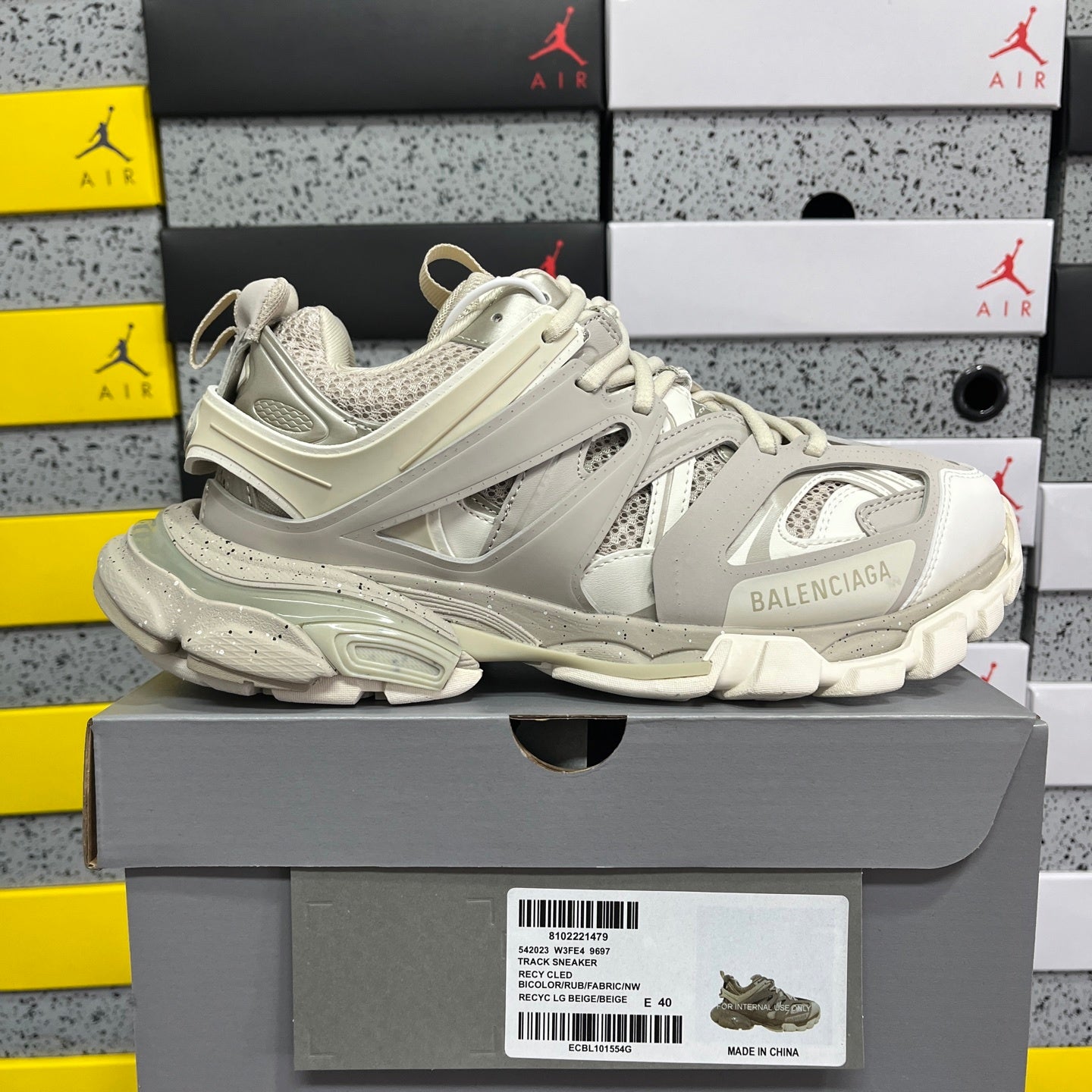 BLG Track Beige Speckled