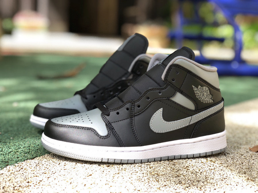 AJ1 MID