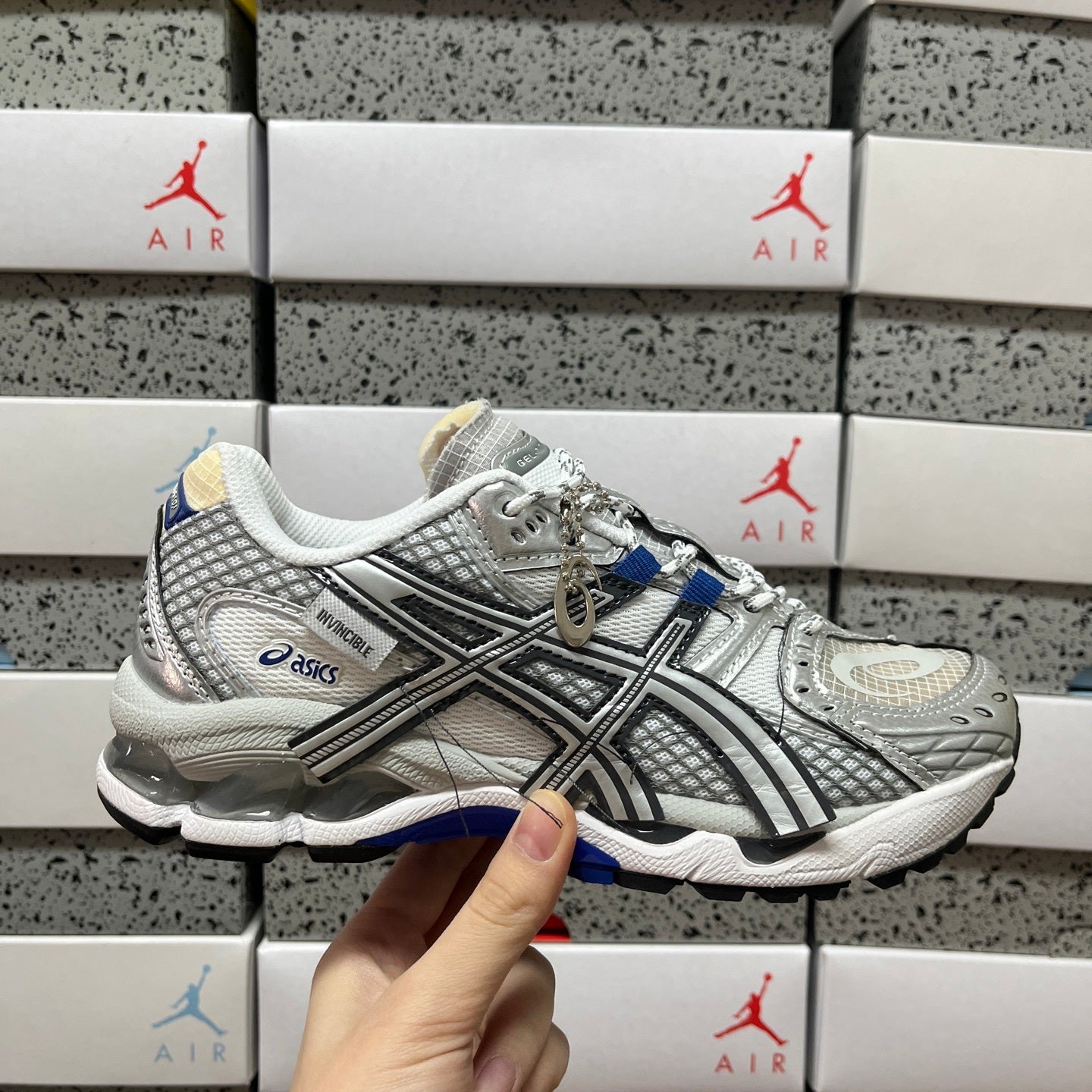 GEL-NIMBUS 10.1 White/Grey