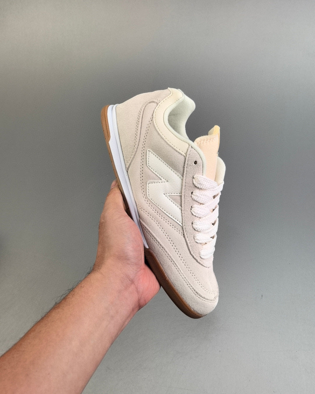 RC42 Creme