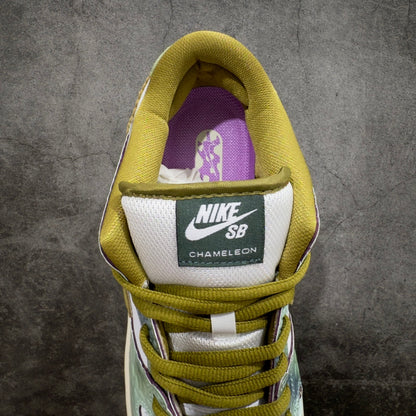 Dunk SB Alexis Sablone Chameleon