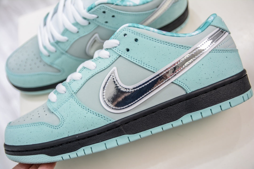 Dunk SB Aqua Blue Lobster