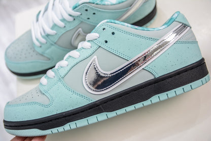 Dunk SB Aqua Blue Lobster