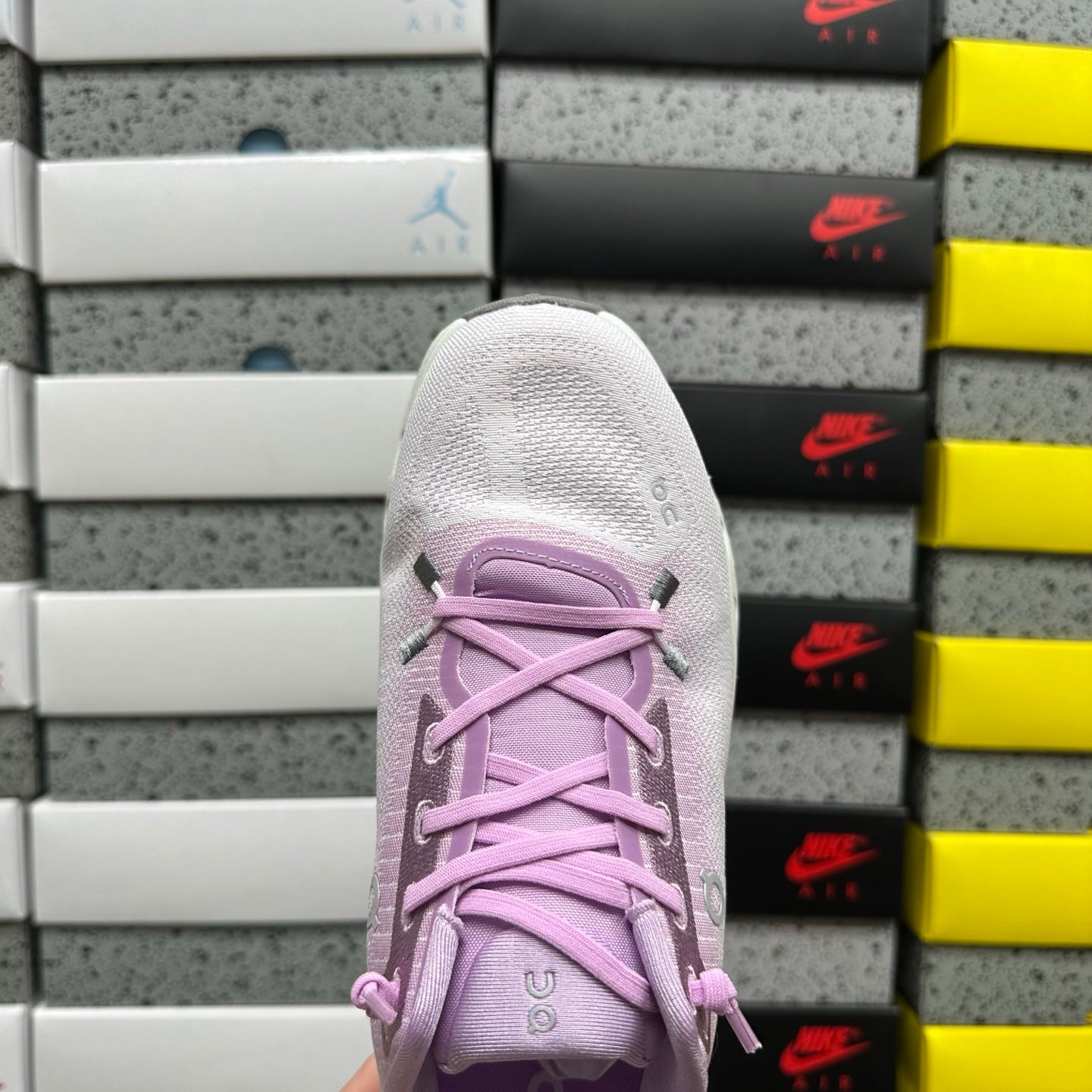 On Running Cloudtilt Remix Pink