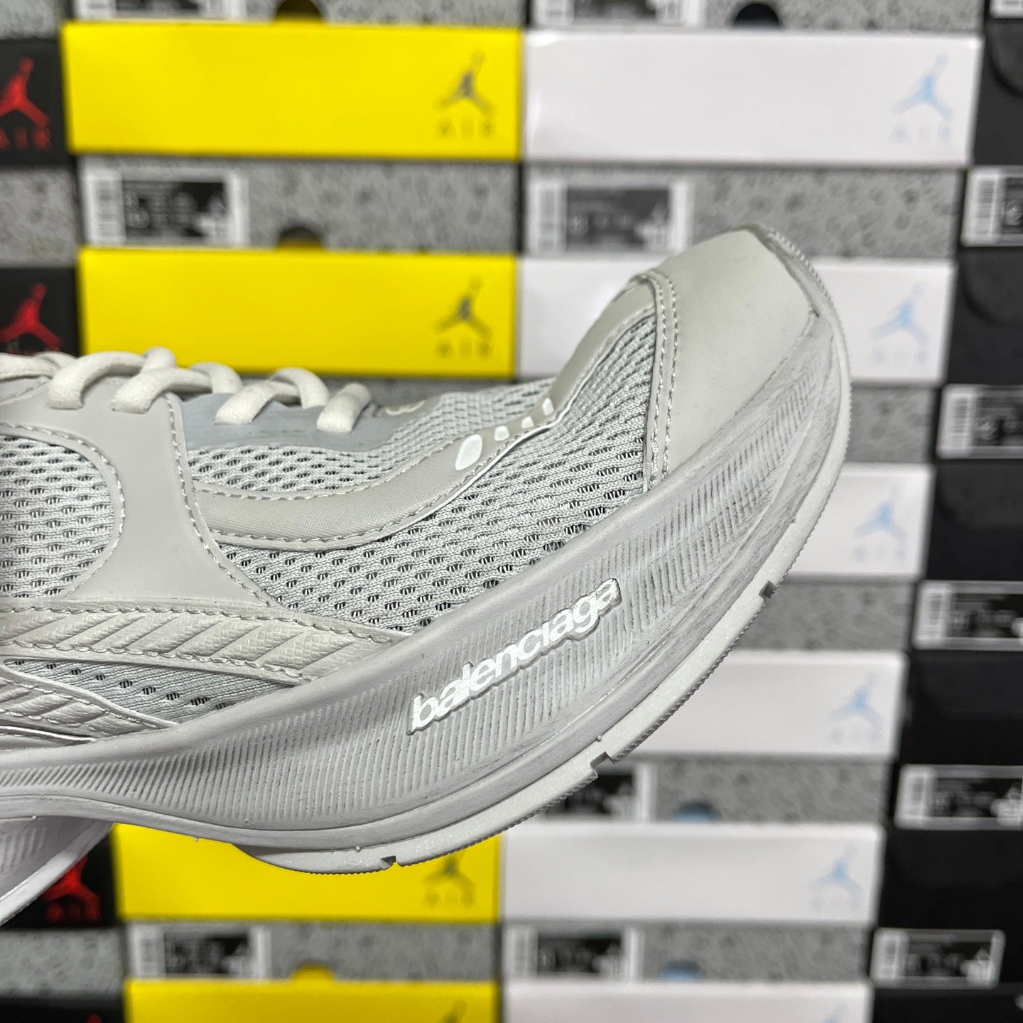 BLG Circuit Grey