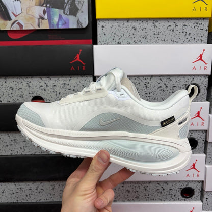 Vomero Plus Beige Grey