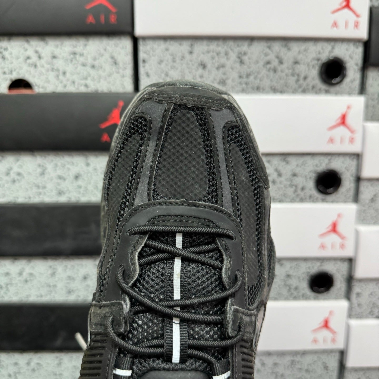 Vomero 5 Black Silver