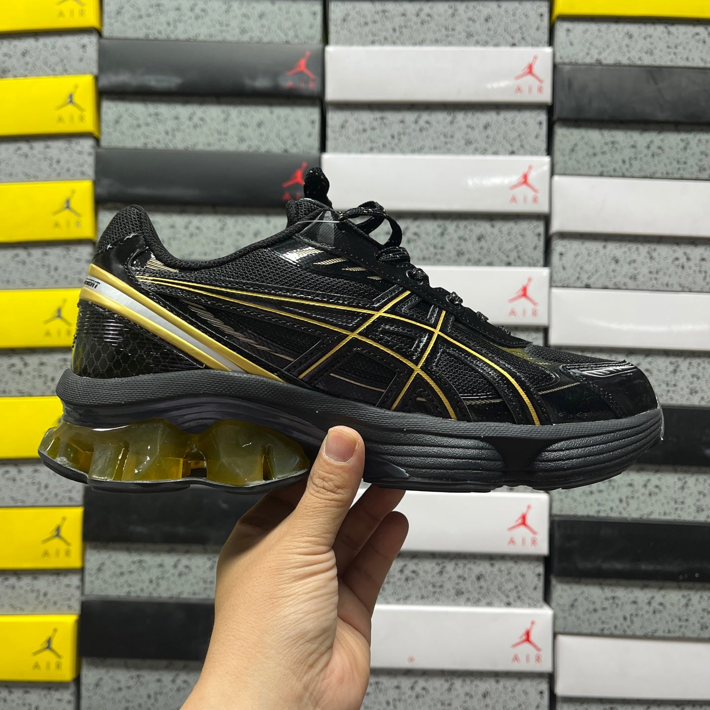 Gel-Kinetic Fluent Black and Gold