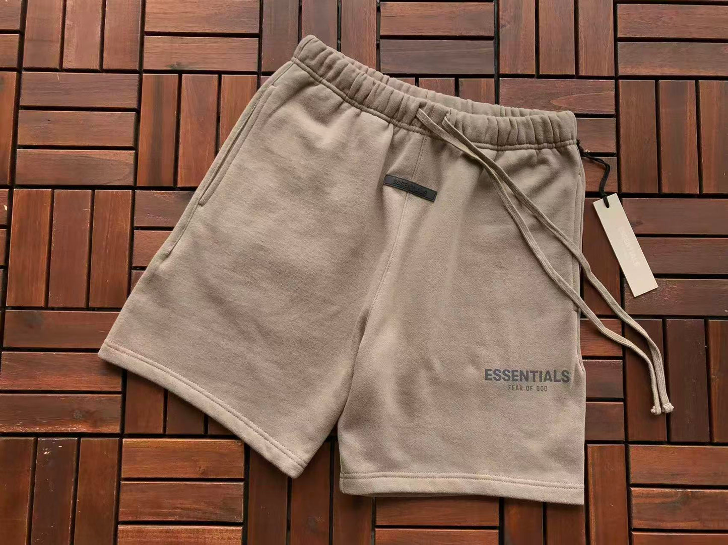Conjuntos Essentials