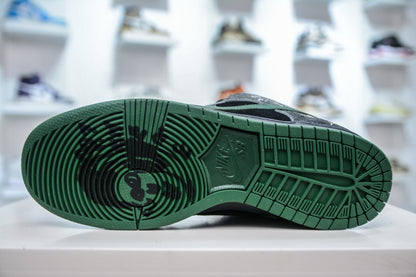 Dunk SB There Skateboards