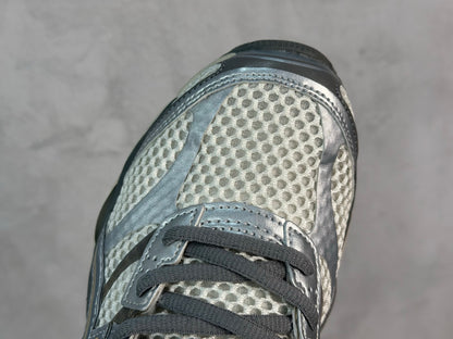 Gel-Cumulus Cream/Clay Grey
