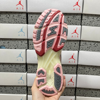 GEL-NIMBUS 10.1 Pink/Grey