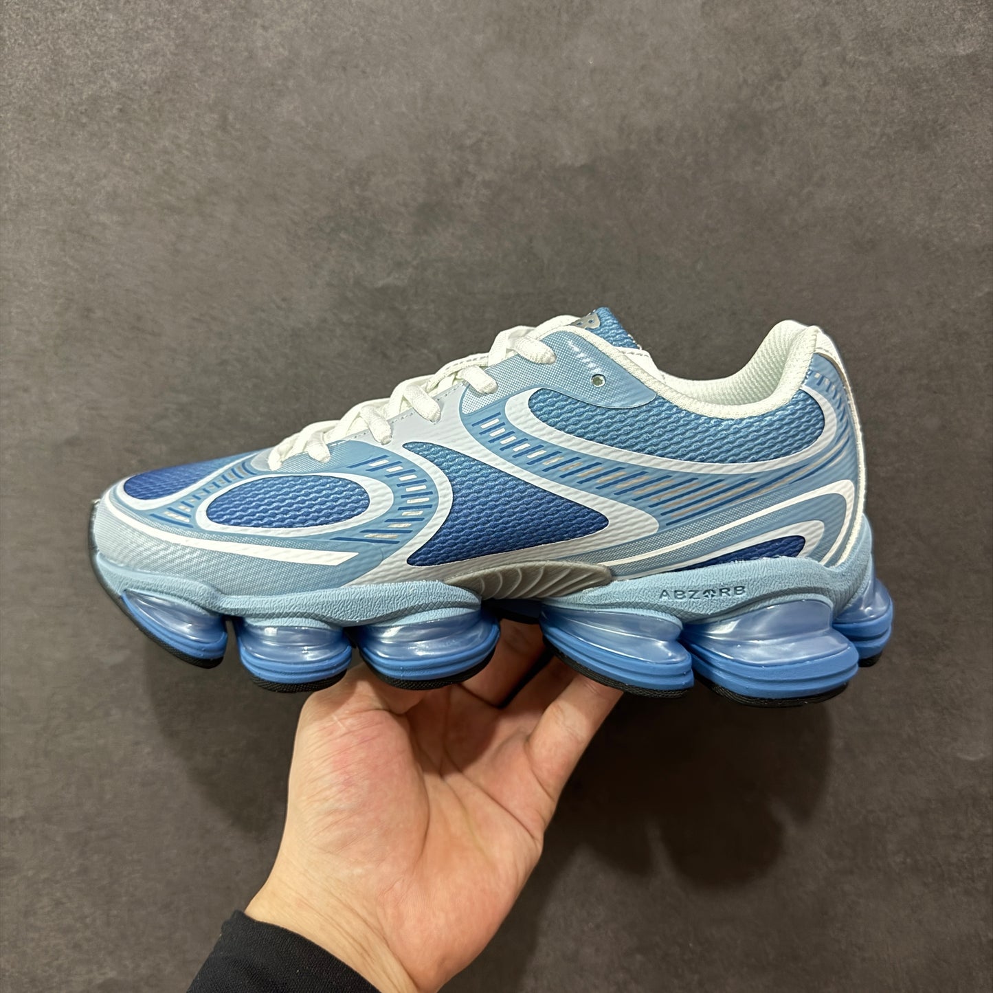 2000 Blue