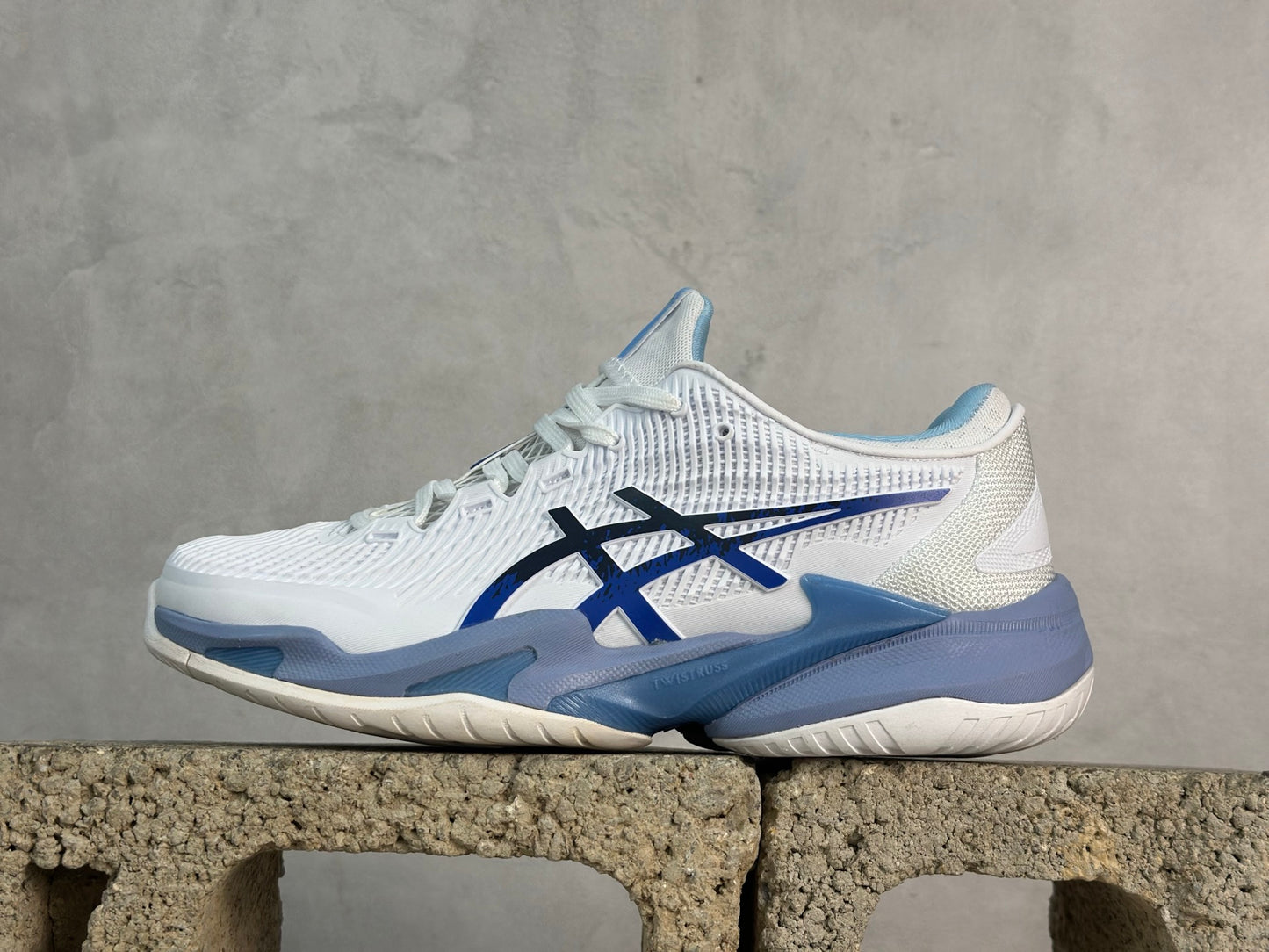 COURT FF3 NOVAK White and Blue