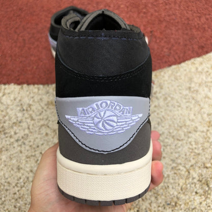 AJ1 MID Inside Out Black