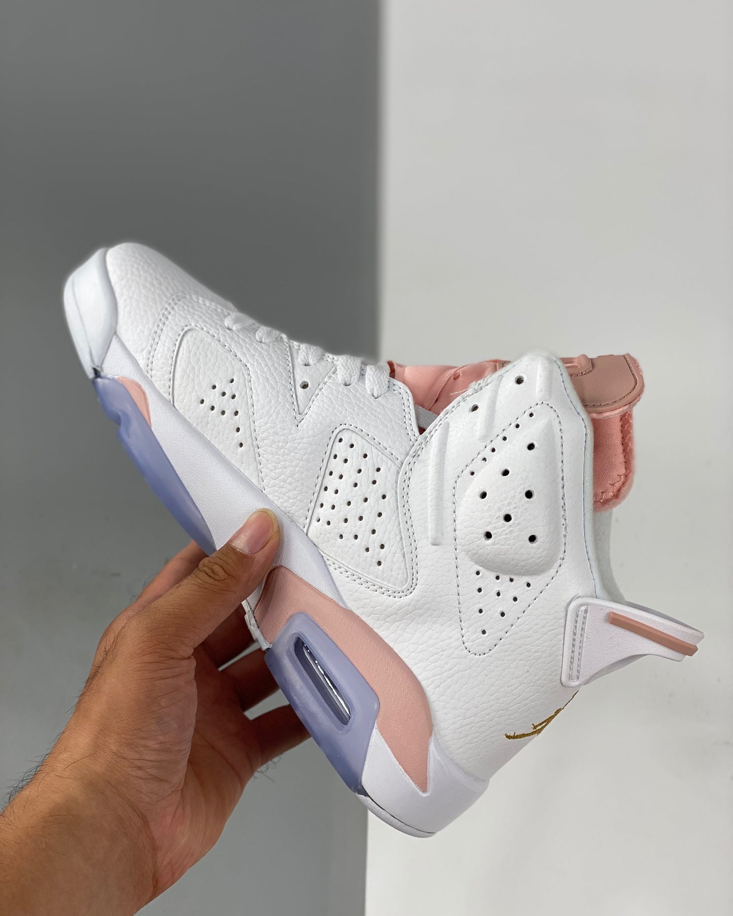 AJ6 Retro Pink Gold Hoops