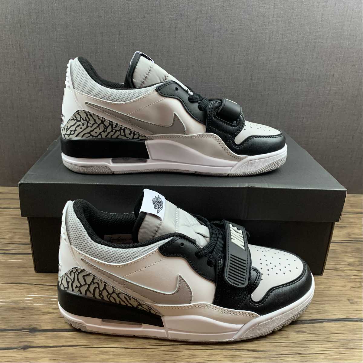 Legacy 312 Light Smoke Grey