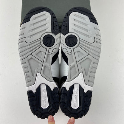 550 White and Black