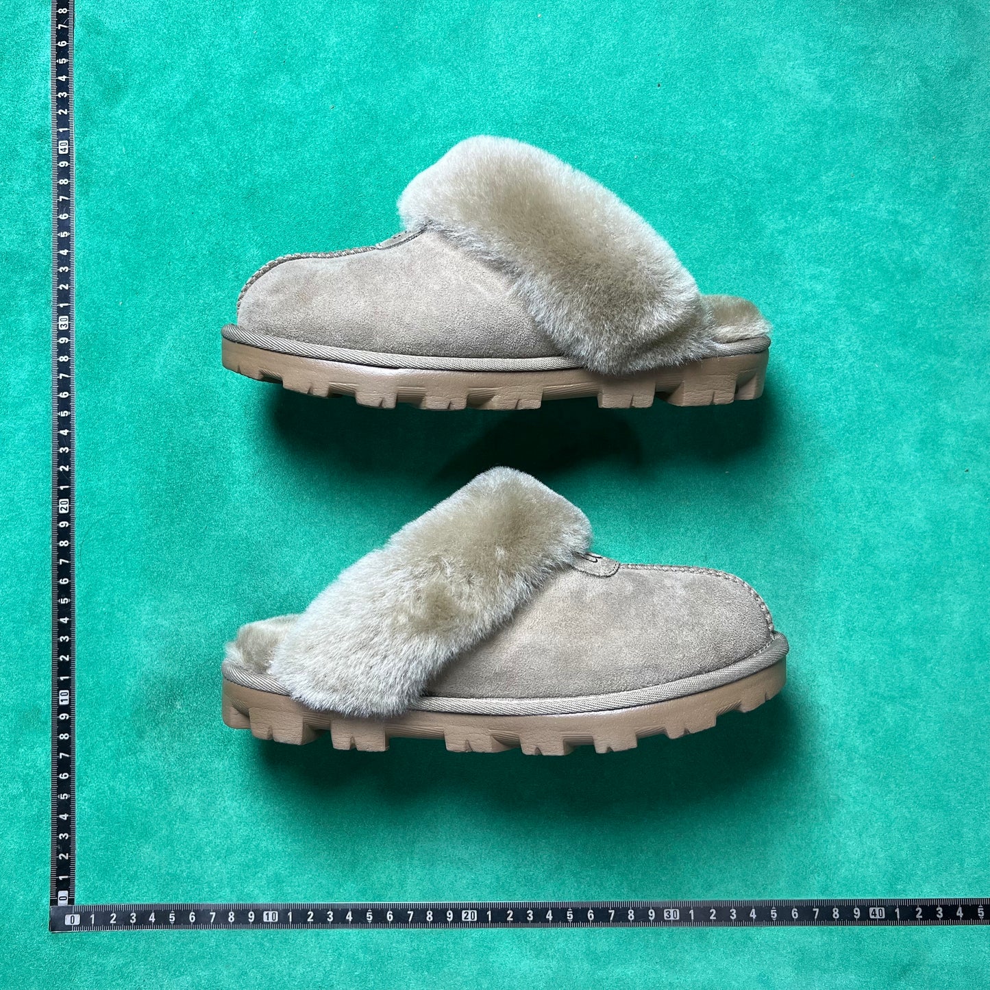 UGG