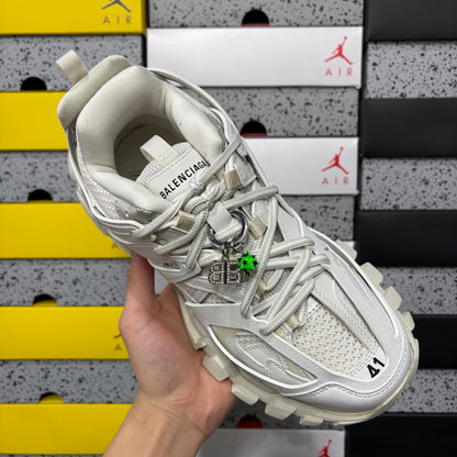 BLG Track White