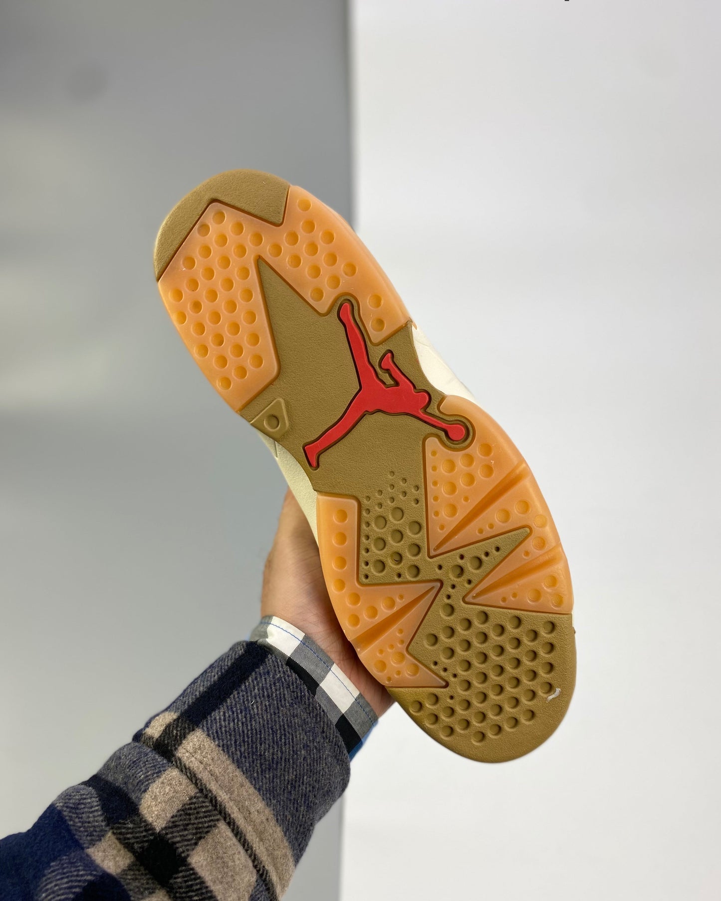 AJ6 Retro SP Quai 54