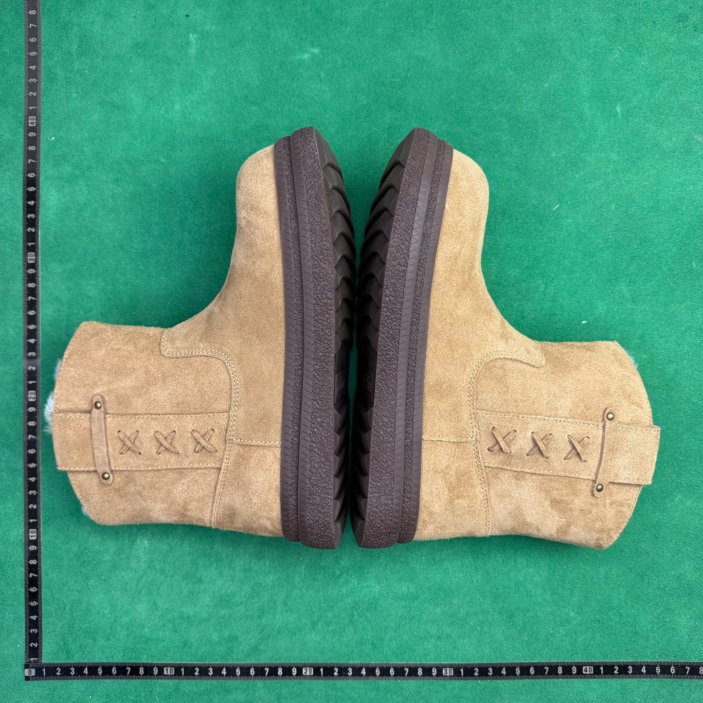 TT UGG