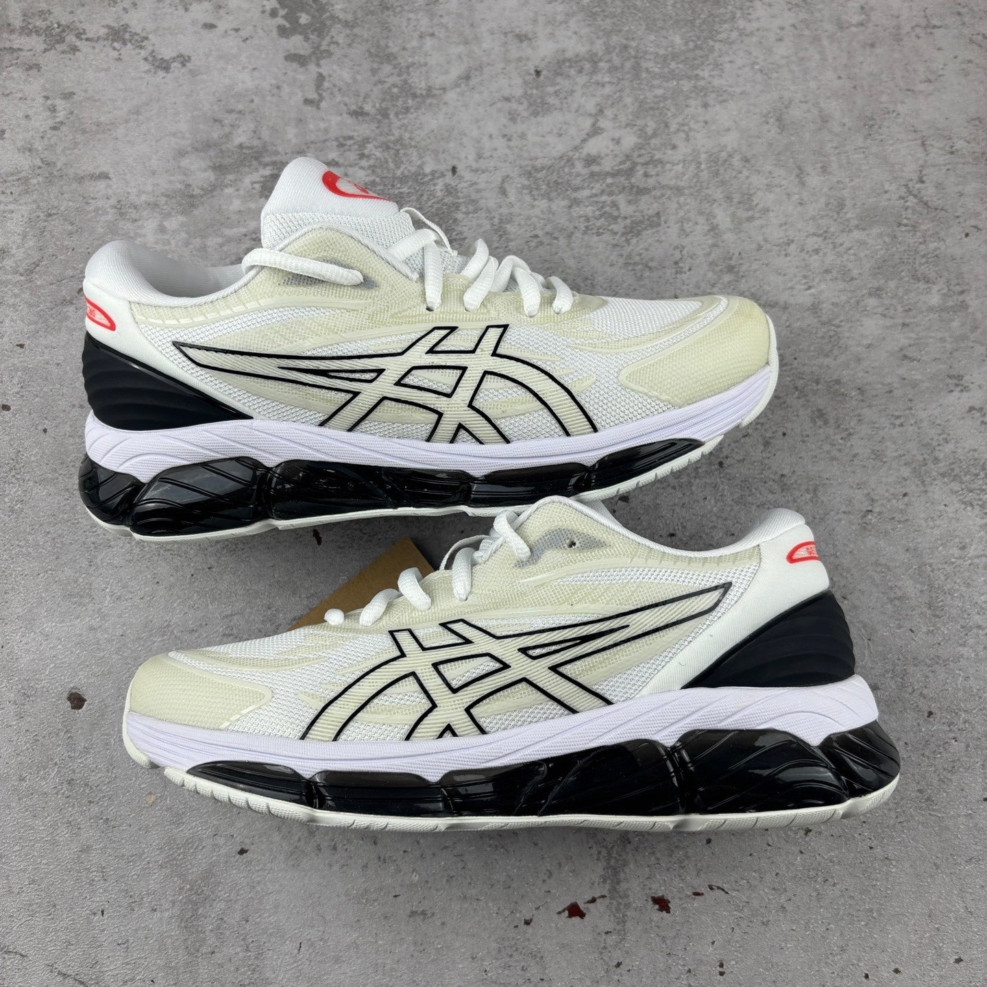 Gel-QUANTUM Black/White
