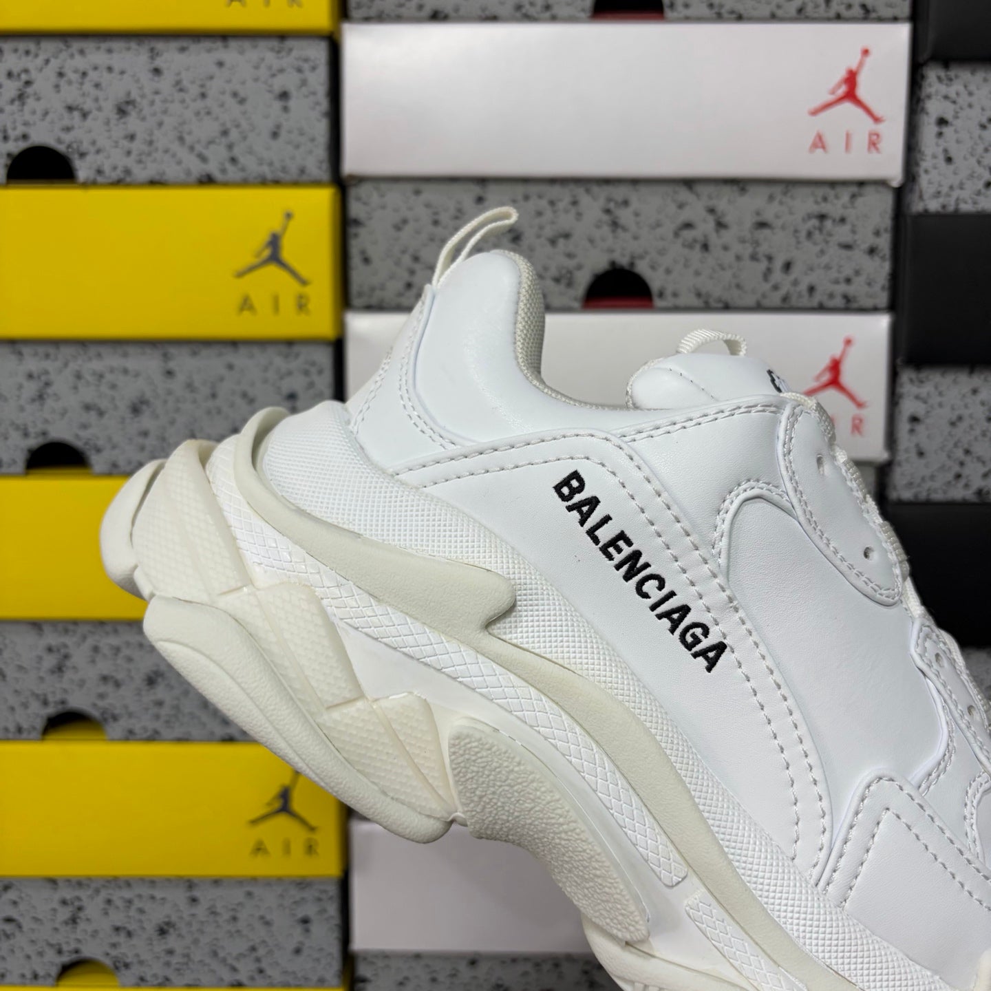 BLG Triple S White