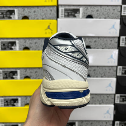 Gel-1130 White/Midnight