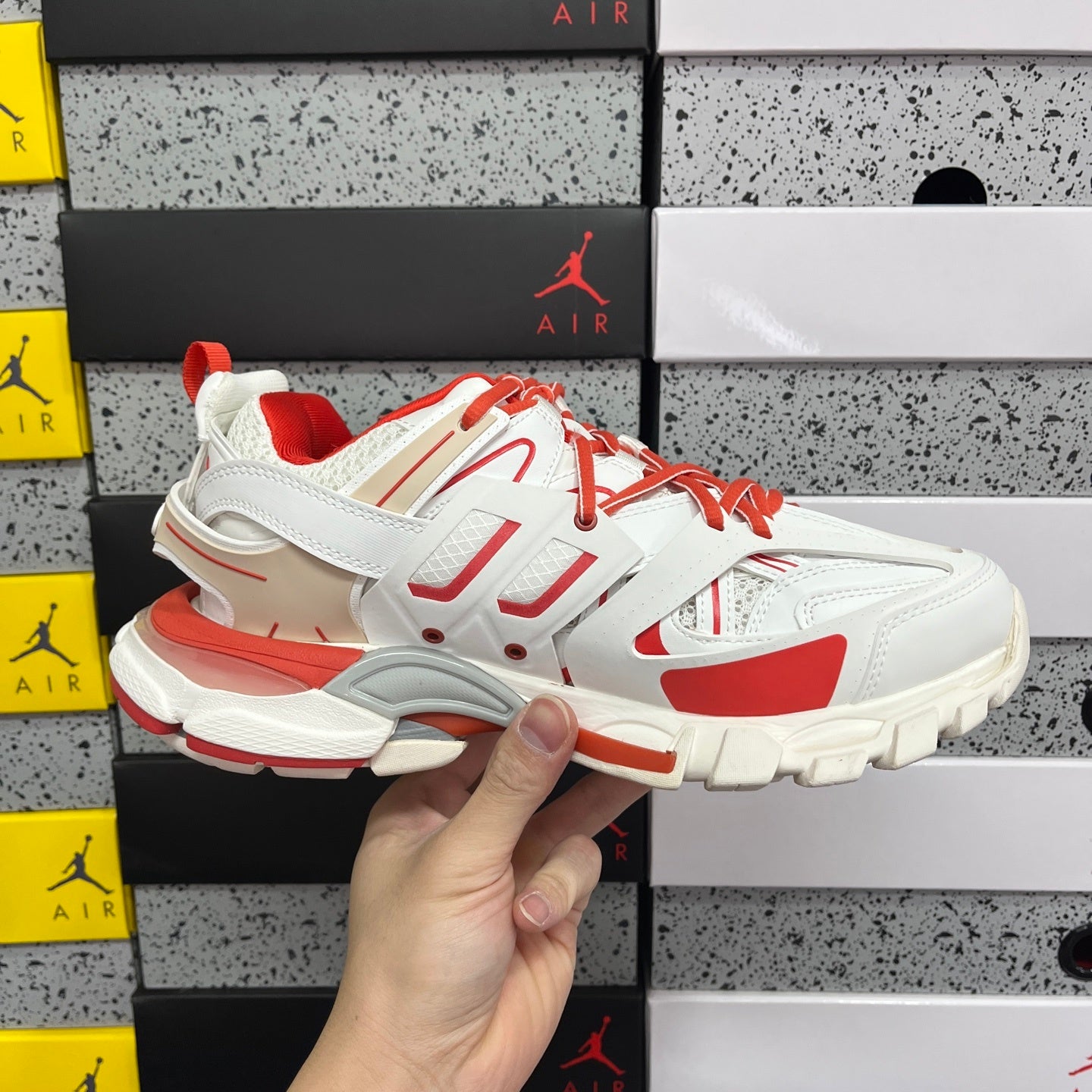 BLG Track White Red
