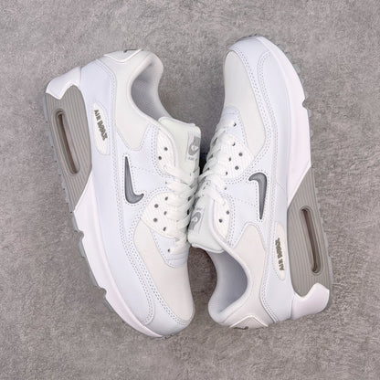 90 Jewel - Light Smoke Grey