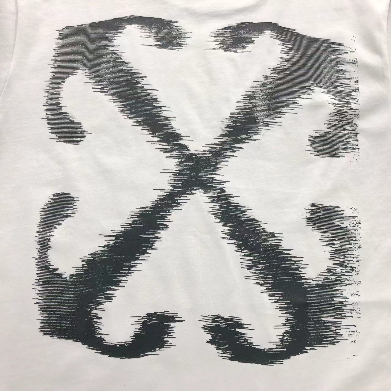 T-shirt Off