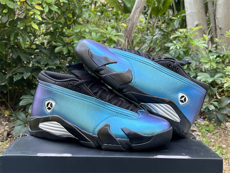 AJ14 Low Love Letter