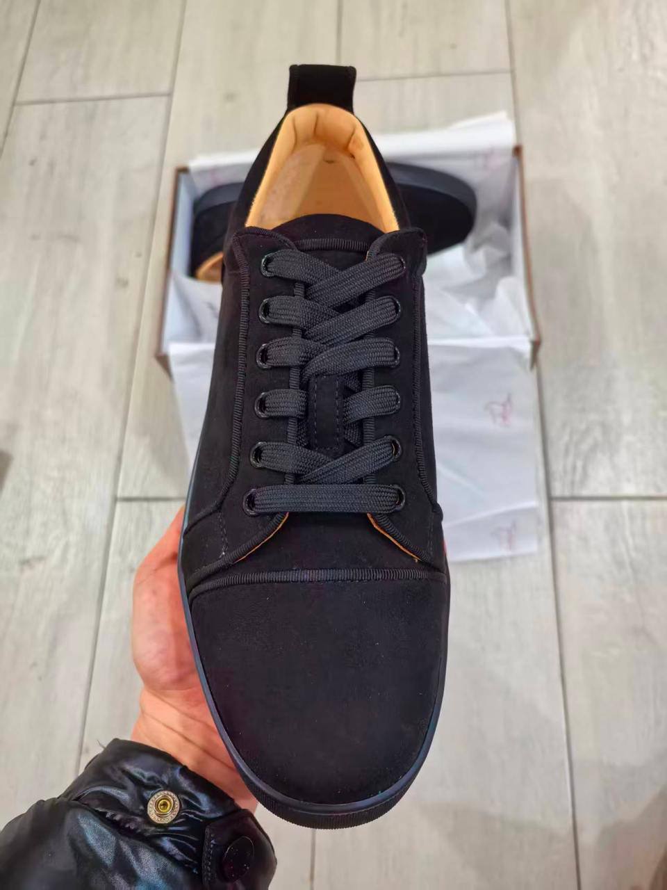 Cristhian Louboutin Assinada