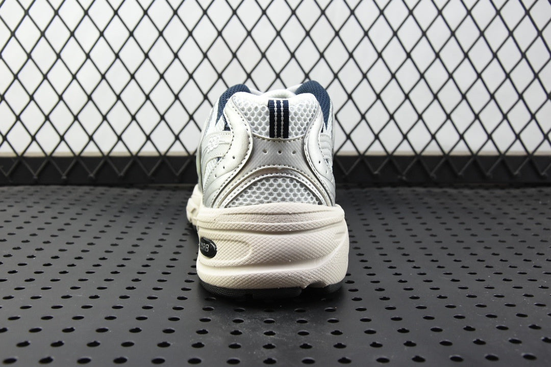 530 Grey Silver