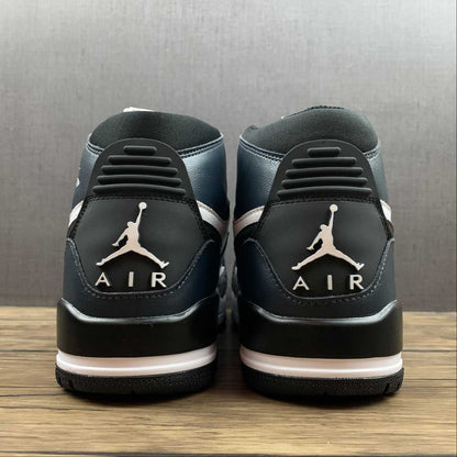Legacy 312 White Midnight Navy