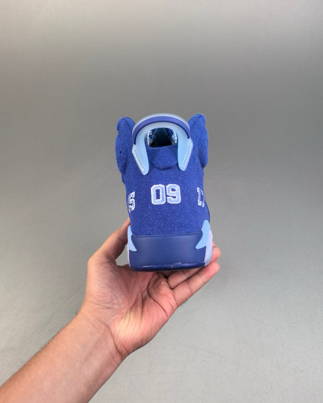 AJ6 Retro Duke Blue