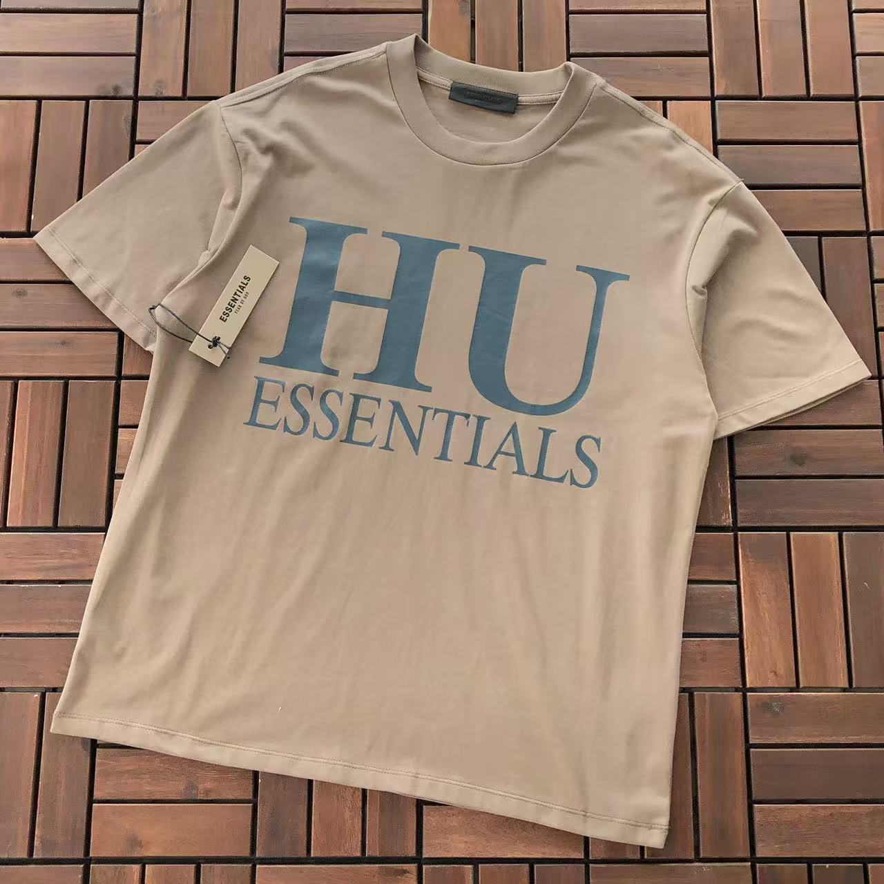 T-Shirt ESSENT