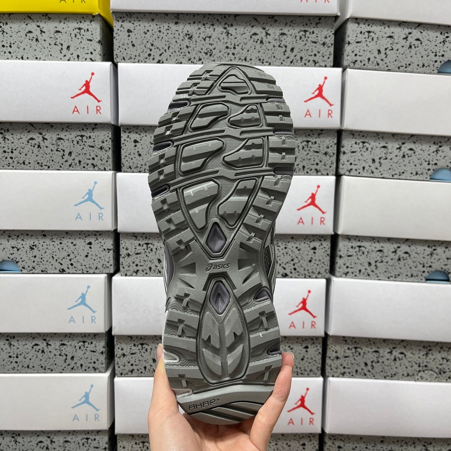 GEL-SONOMA TR62 Concrete/Obesidan Grey