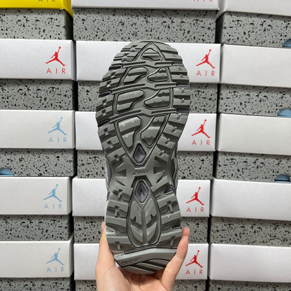GEL-SONOMA TR62 Concrete/Obesidan Grey