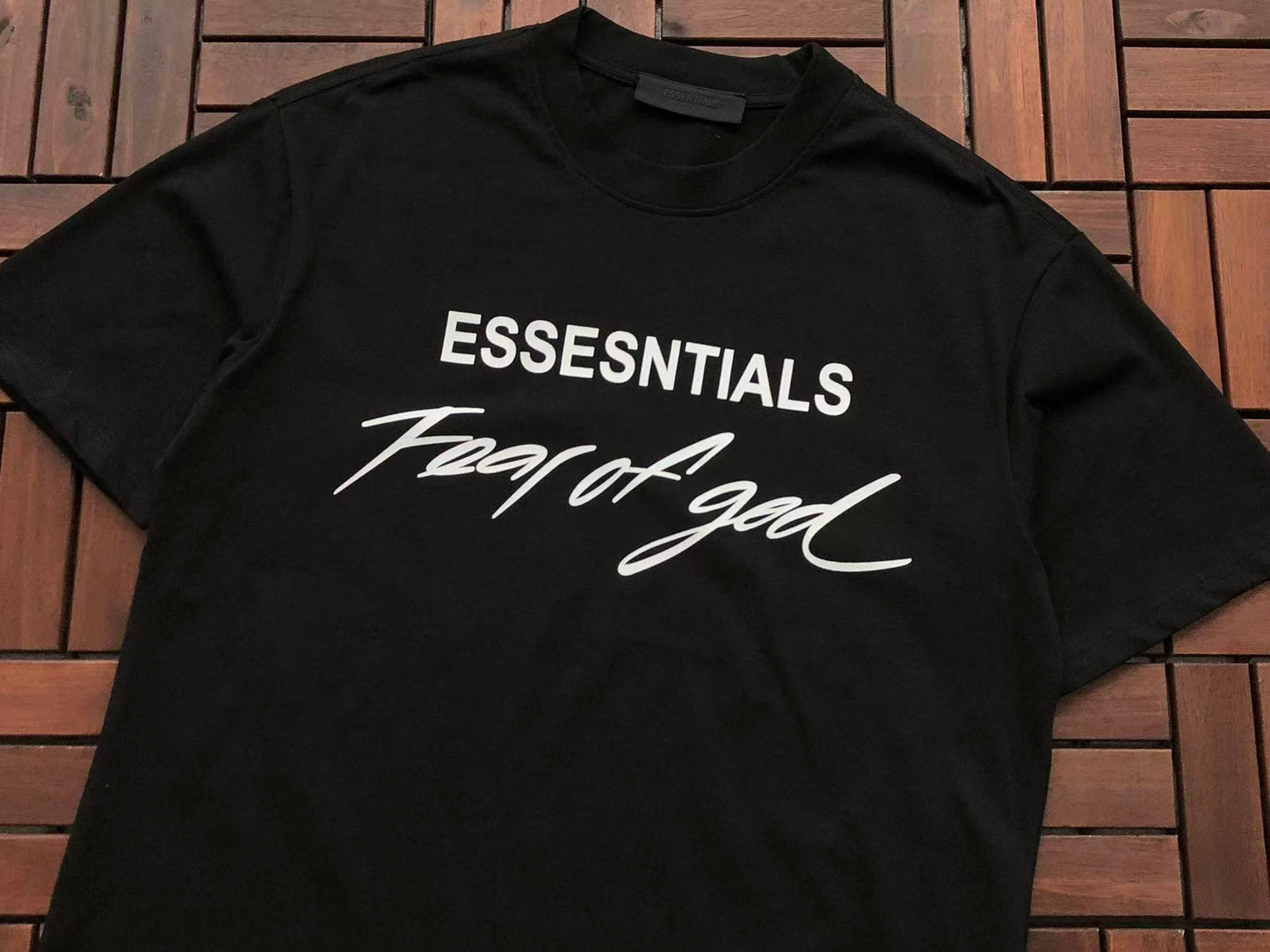 T-Shirts ESSENT
