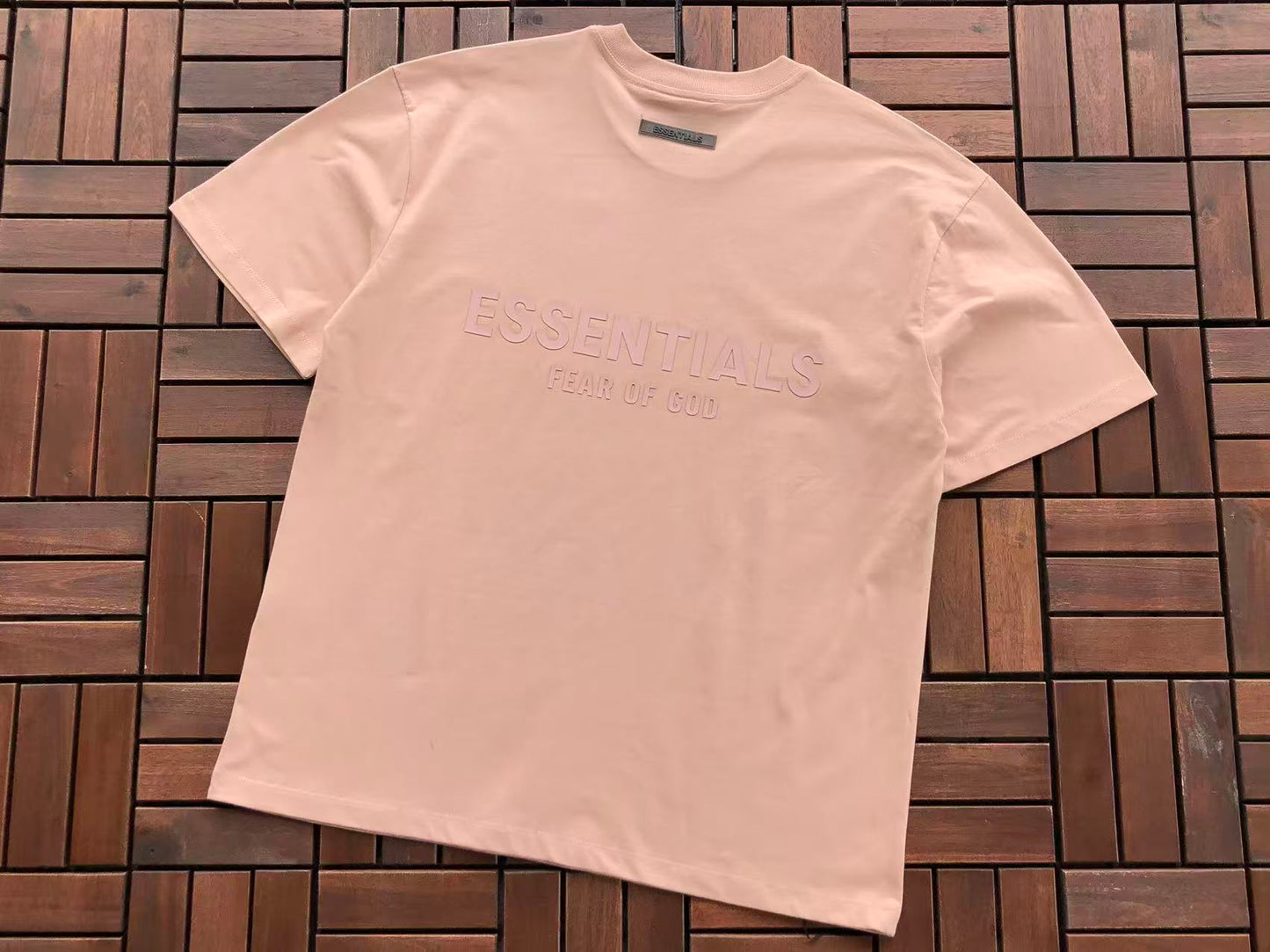 T-Shirts ESSENT