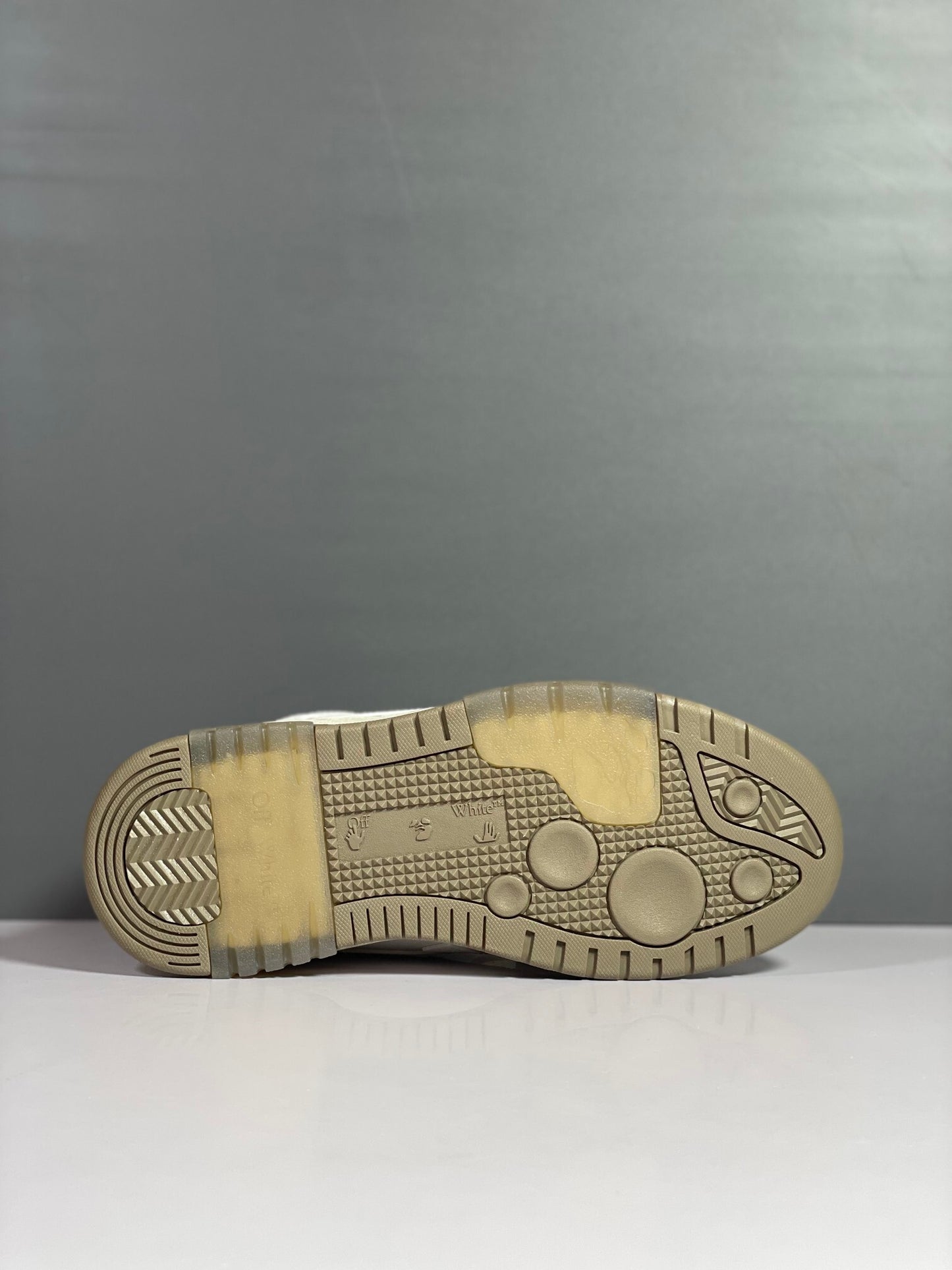 For Walking White Sole Brown