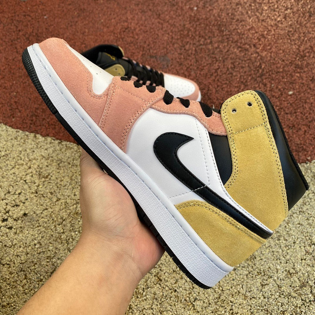 AJ1 MID Flight Club